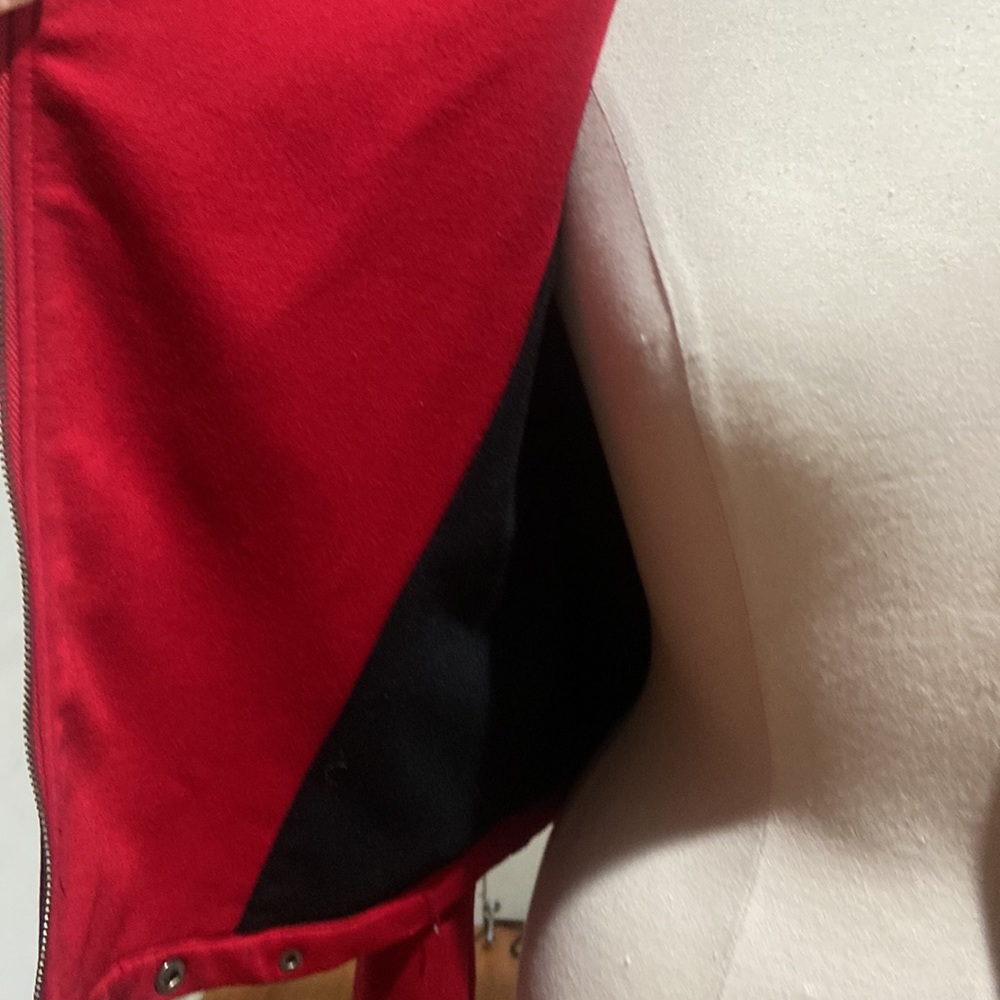 Red Multi-Zip bomber - Picture 7 of 7
